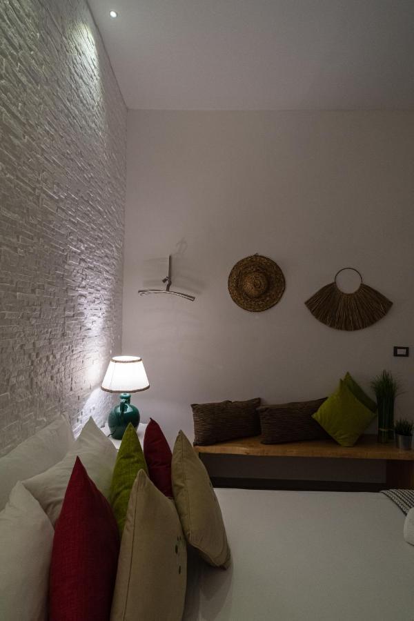 Il Giardino Di Sybar Apartamento Lecce Exterior foto
